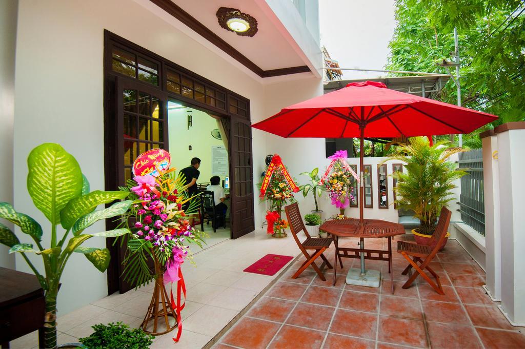 Royal Homestay Хойан Экстерьер фото