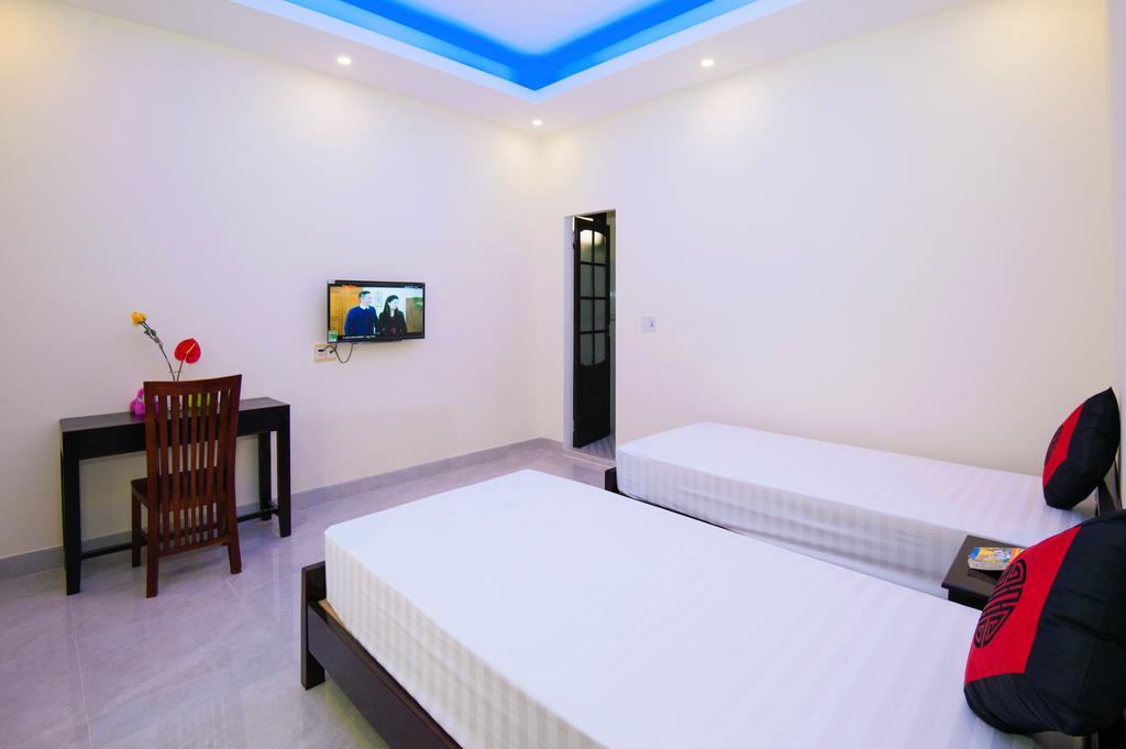Royal Homestay Хойан Экстерьер фото