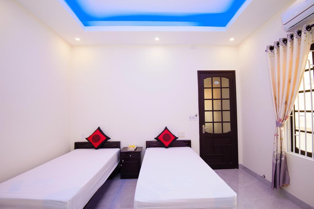 Royal Homestay Хойан Экстерьер фото