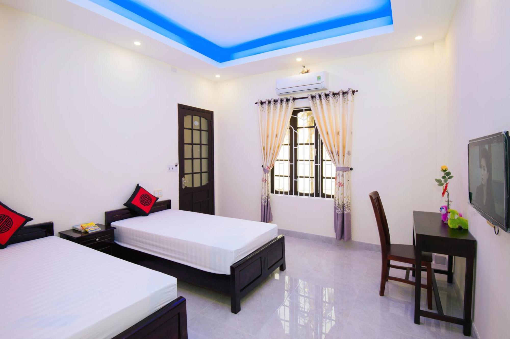 Royal Homestay Хойан Экстерьер фото