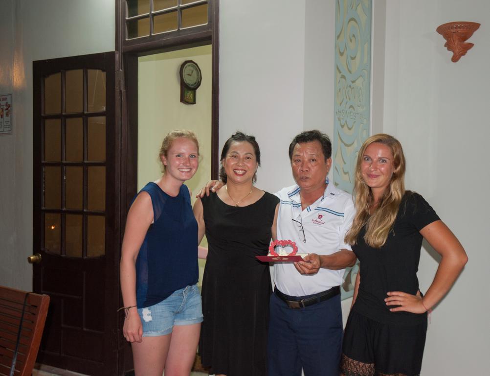 Royal Homestay Хойан Экстерьер фото